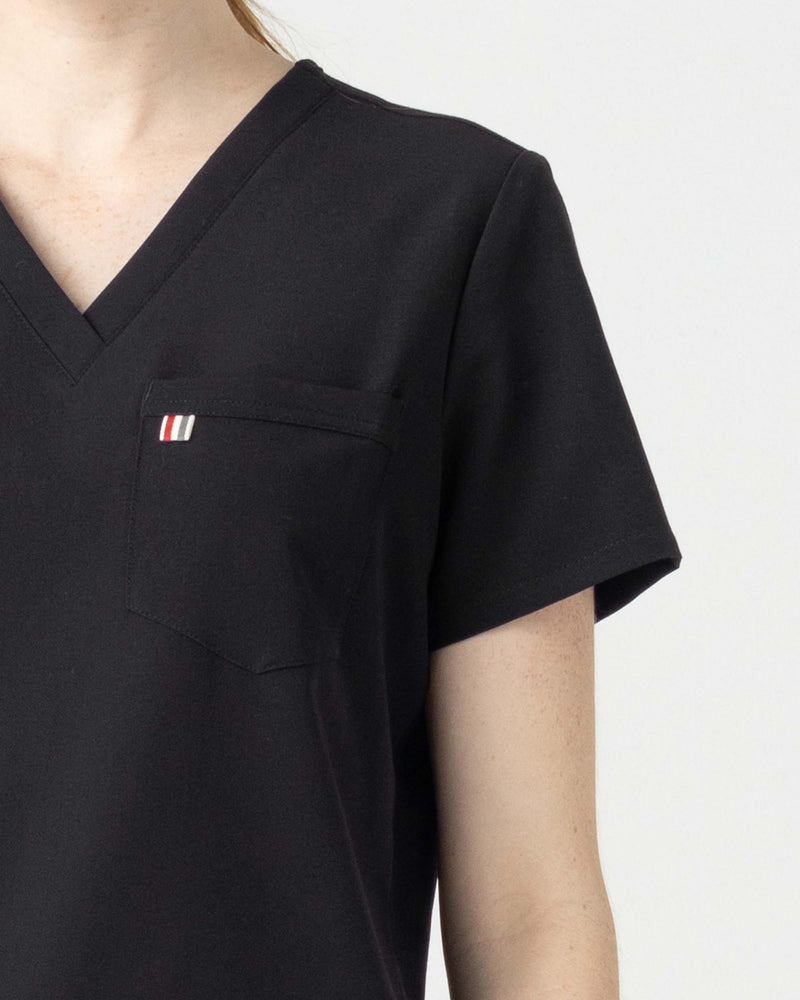 Black Sal Essential Scrub Top Fysel - Close Up Chest Pocket View