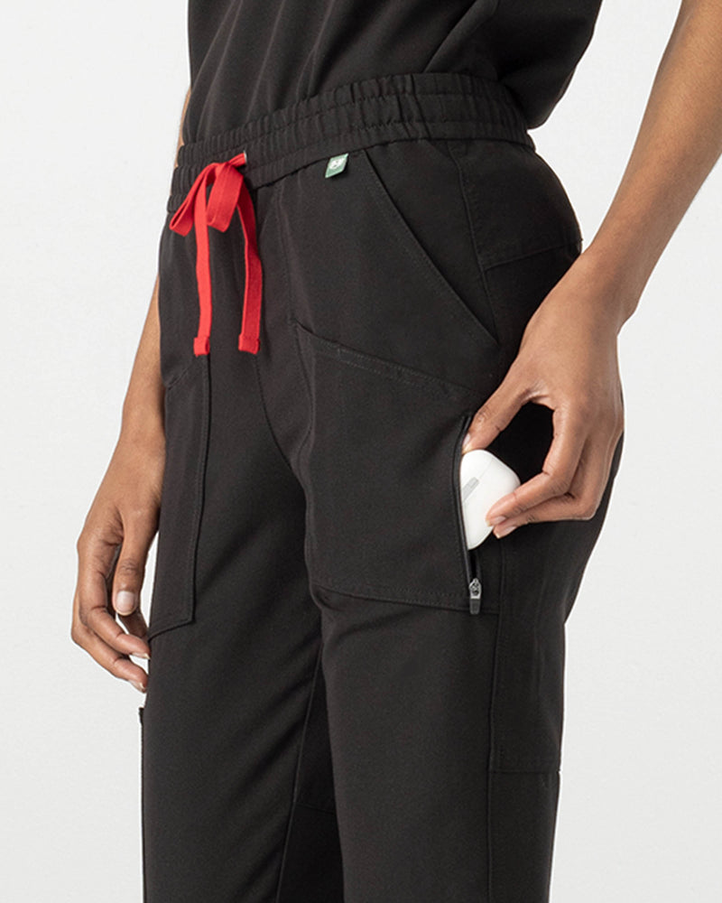 Black Catalina Jogger Scrub Pants Fysel - Close Up Pocket View