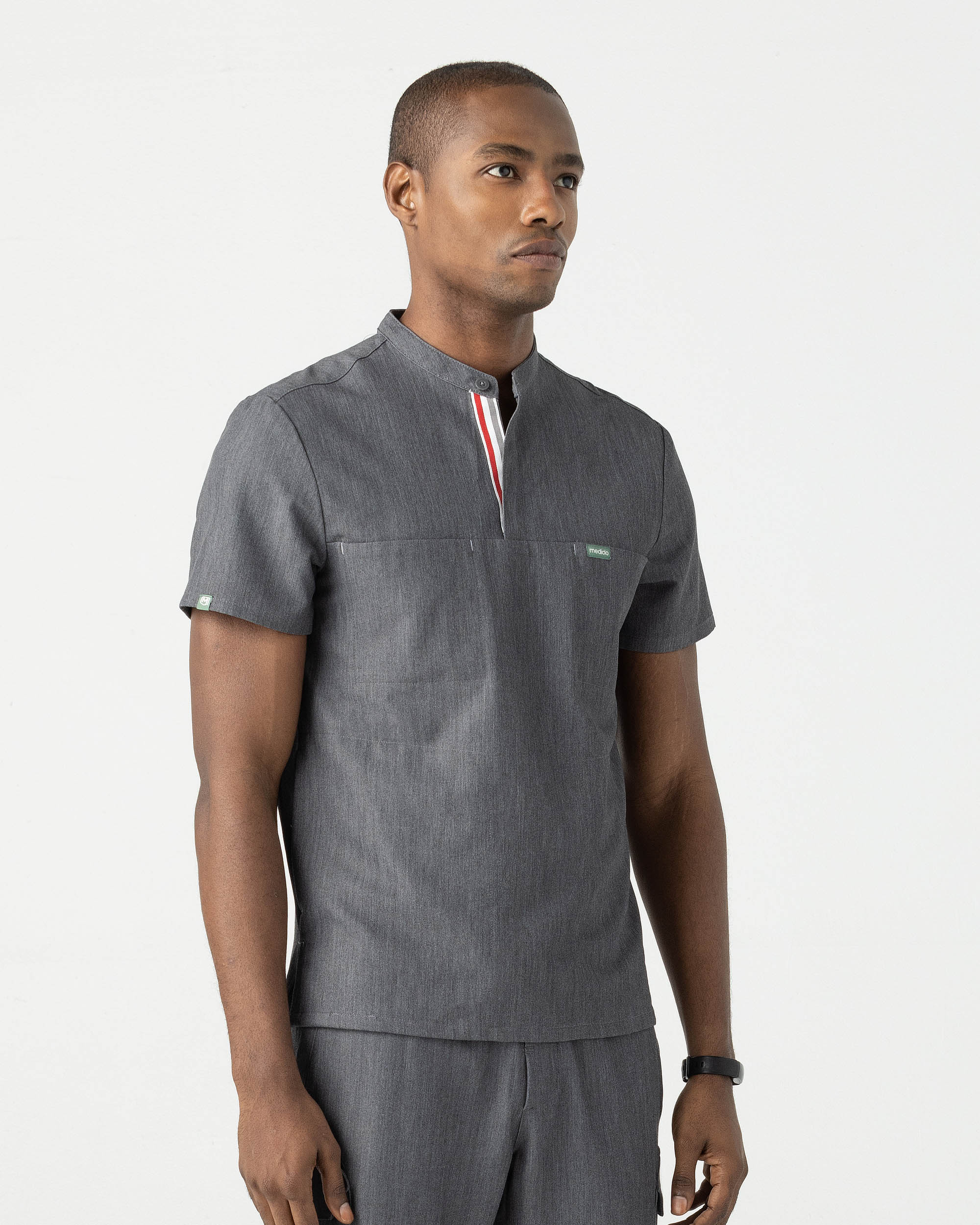 Mediclo Men's Skye Banded Collar Scrub Top - Bottle