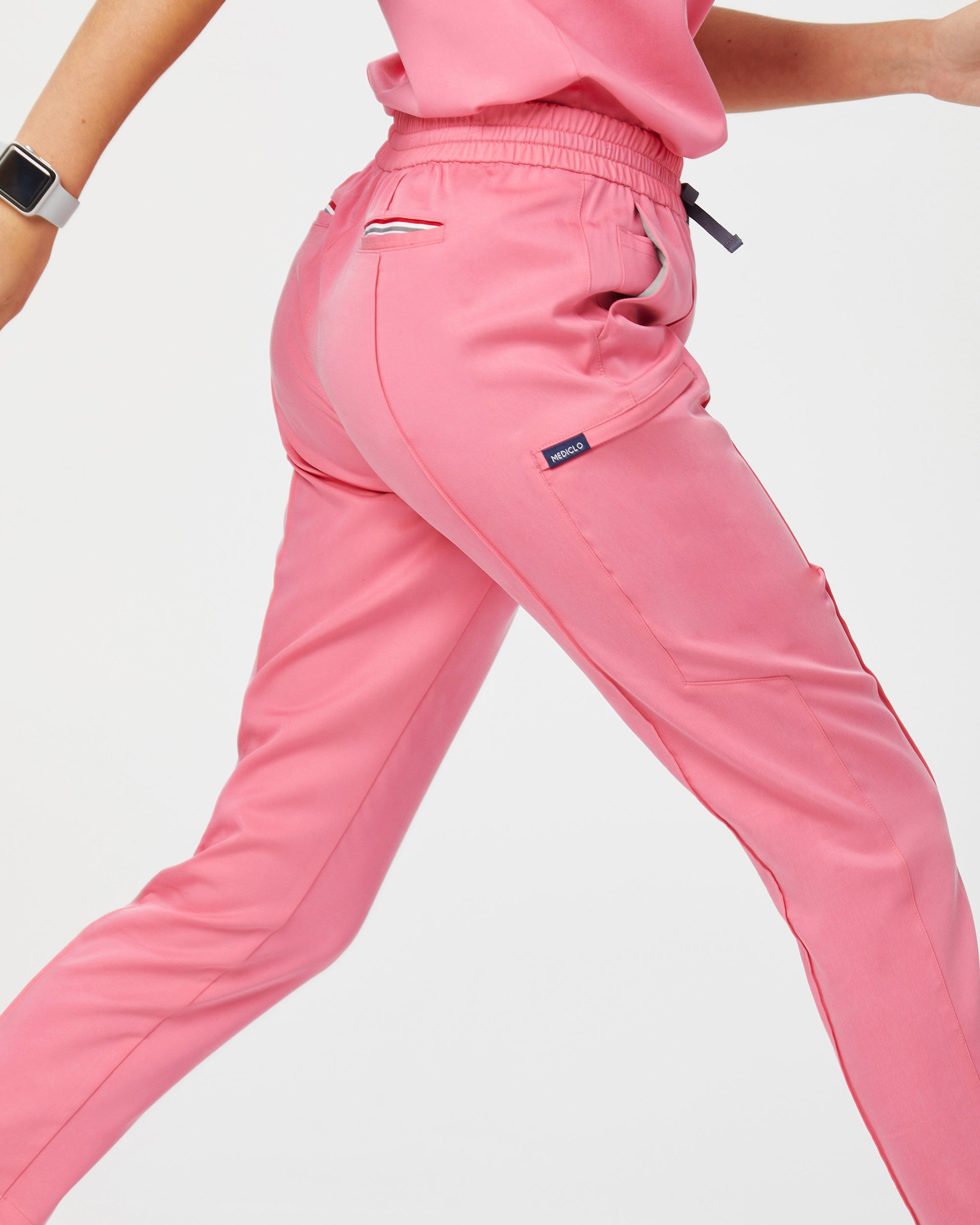 Mediclo Women's Sicily Pintuck Scrub Pants - Tree